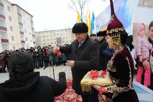 Жилье в Таразе получили 80 семей
