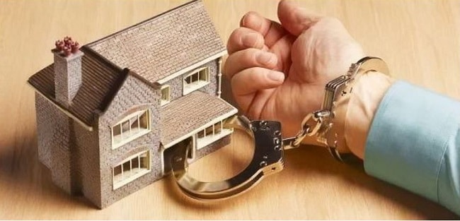 Сотрудник юстиции был замешан в квартирной афере