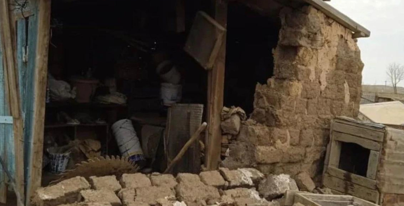 В поселке Аксу Акмолинской области жители могут остаться без домов