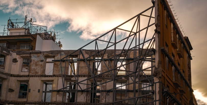 Акимат Рудного намерен восстанавливать пустующие дома