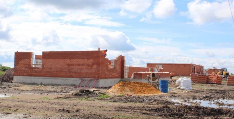 Қанат Шарлапаев Ивановка ауылындағы үйлердің құрылысын уақытылы аяқтау үшін барлық күштерді жұмылдыруды тапсырды.