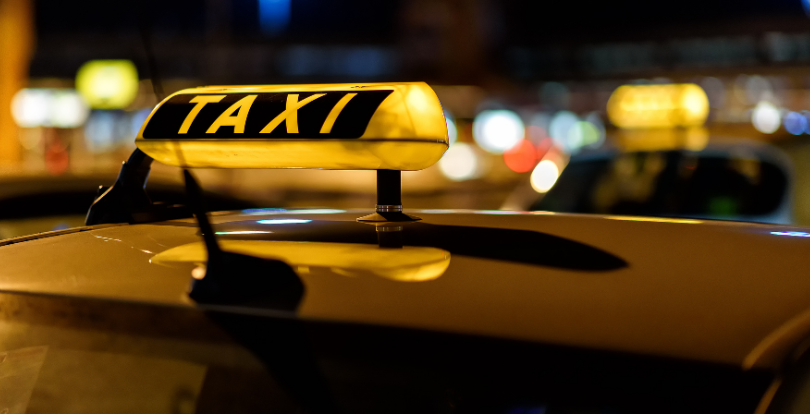 Таксист обманул астанчанку, предлагая помощь в оформлении ипотеки