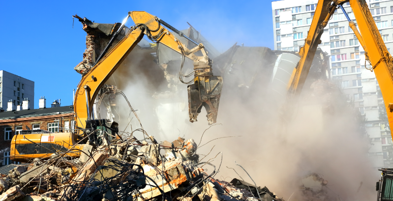 В горах Алматы по решению суда снесут незаконные постройки