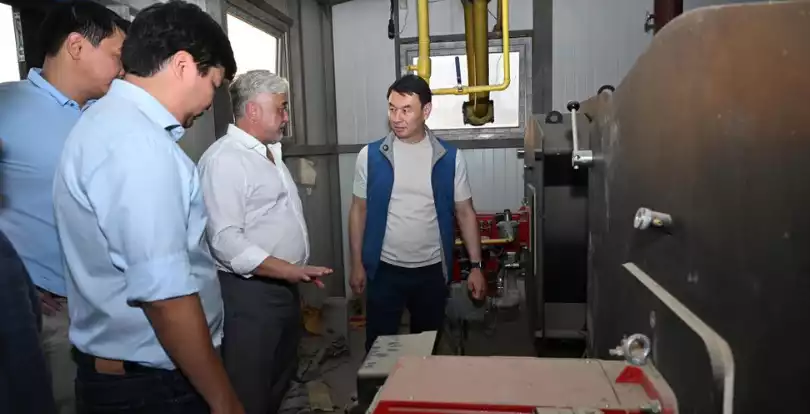 Аким Алматы встретился жителями ЖК «Тамарикс» и обсудил насущные проблемы