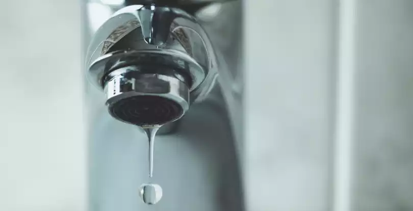 Почему в Алматы горячая вода летом холодная: объяснение тепловиков