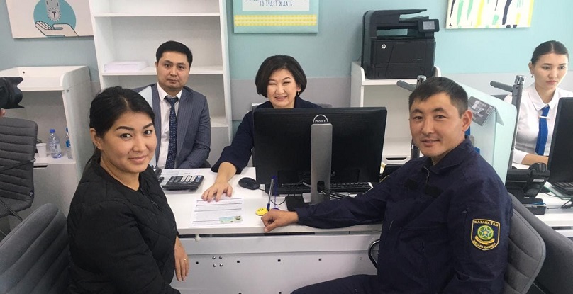 Бүгін басқарма төрайымы Ләззат Ибрагимовамен жеке бас HCSB депозитін ашуға болады.