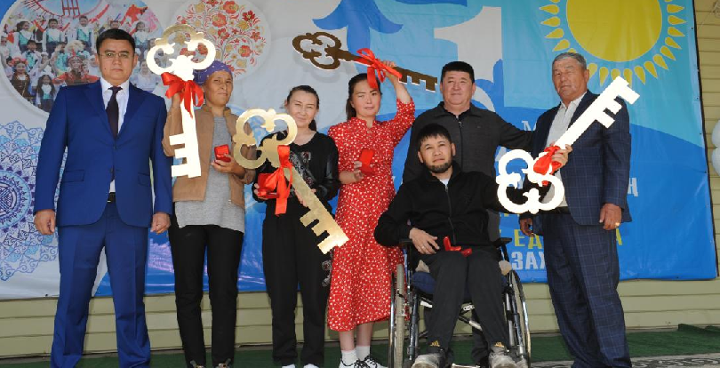 Жетісудағы көп балалы отбасылардың баспана мәселесін меценаттар шешеді