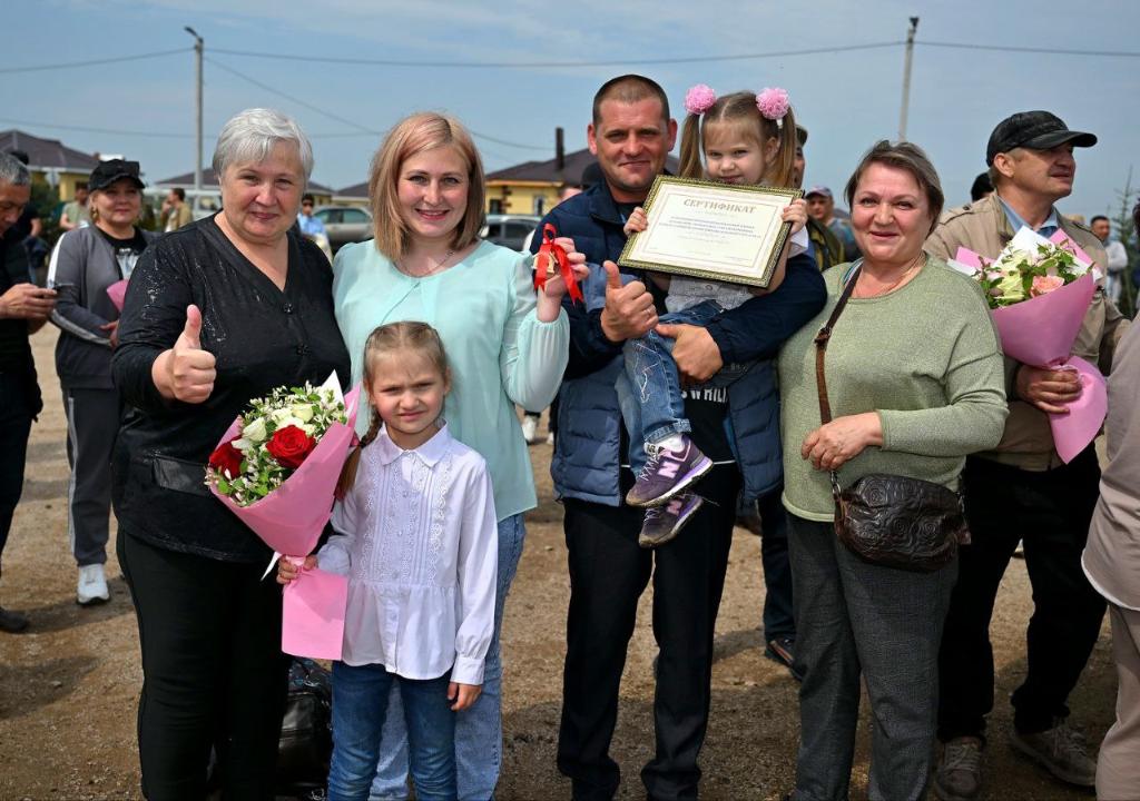 В СКО вручили ключи от новых домов первым 53 пострадавшим от паводка