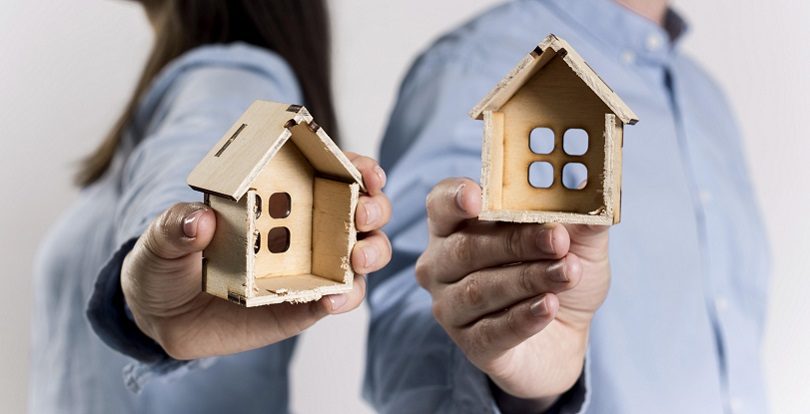 Очередников, чей семейный статус изменился, попросили обратиться в ЦОНы