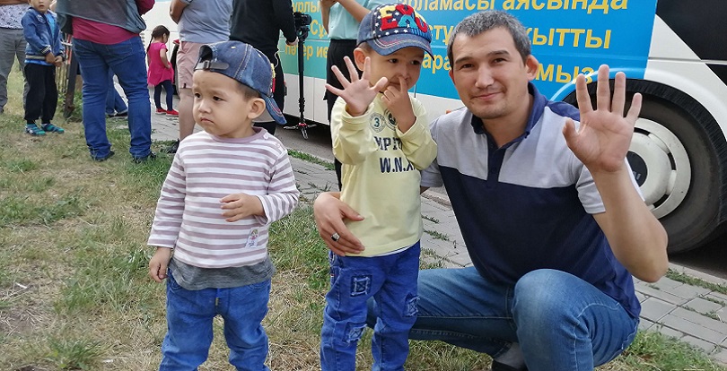 «Нұрлы Ертіс» бағдарламасы бойынша Нұр-Сұлтаннан Екібастұзға 36 отбасы қоныстандырылды